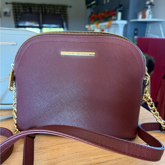 Steve Madden Burgundy and Greg Crossbody Bags - Picture 5 of 6